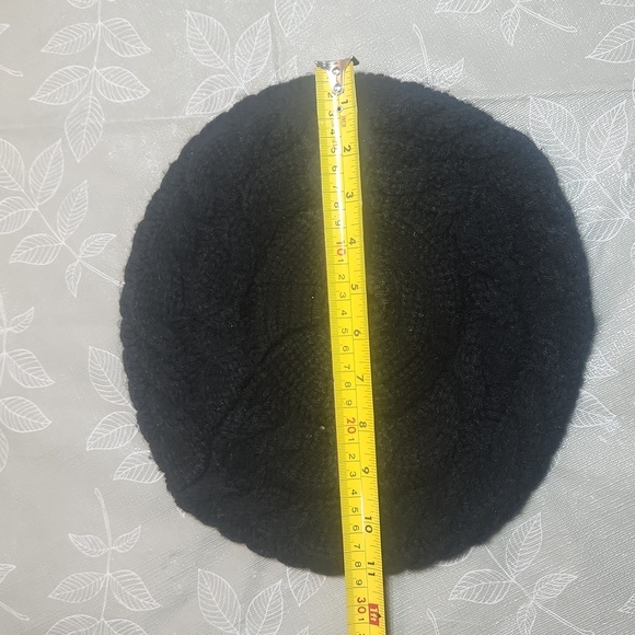 Urban Tree Knitted Hat - Picture 4 of 7